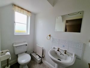 WC- click for photo gallery